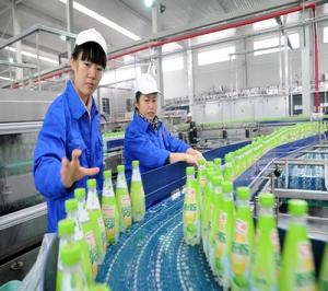 果汁鏈板輸送線生產維護中的化學成分限制