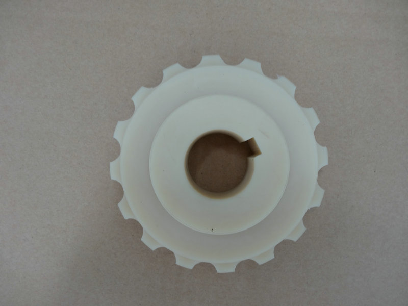 關于怎樣安裝塑料網帶的傳動鏈輪